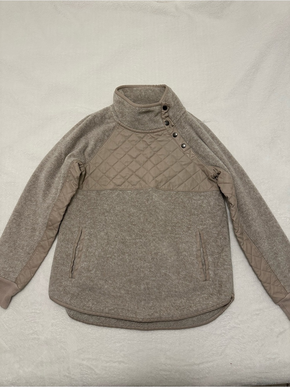 Abercrombie & Fitch Quilted Button Shoulder Sweater - Taupe